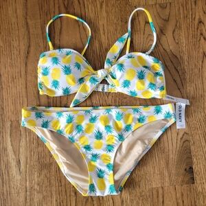 NWT Old Navy Pineapple Print Bikini Set, Top M, Bottom L